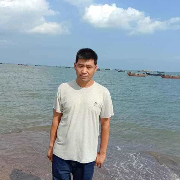 44岁岁辽宁单身帅哥 - 安康吉缘网